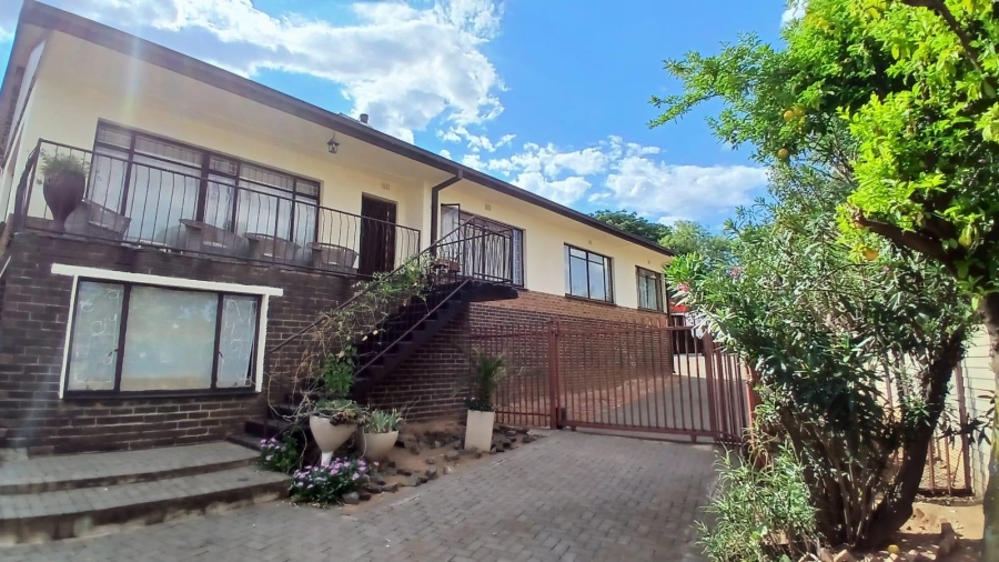 3 Bedroom Property for Sale in Uitsig Free State